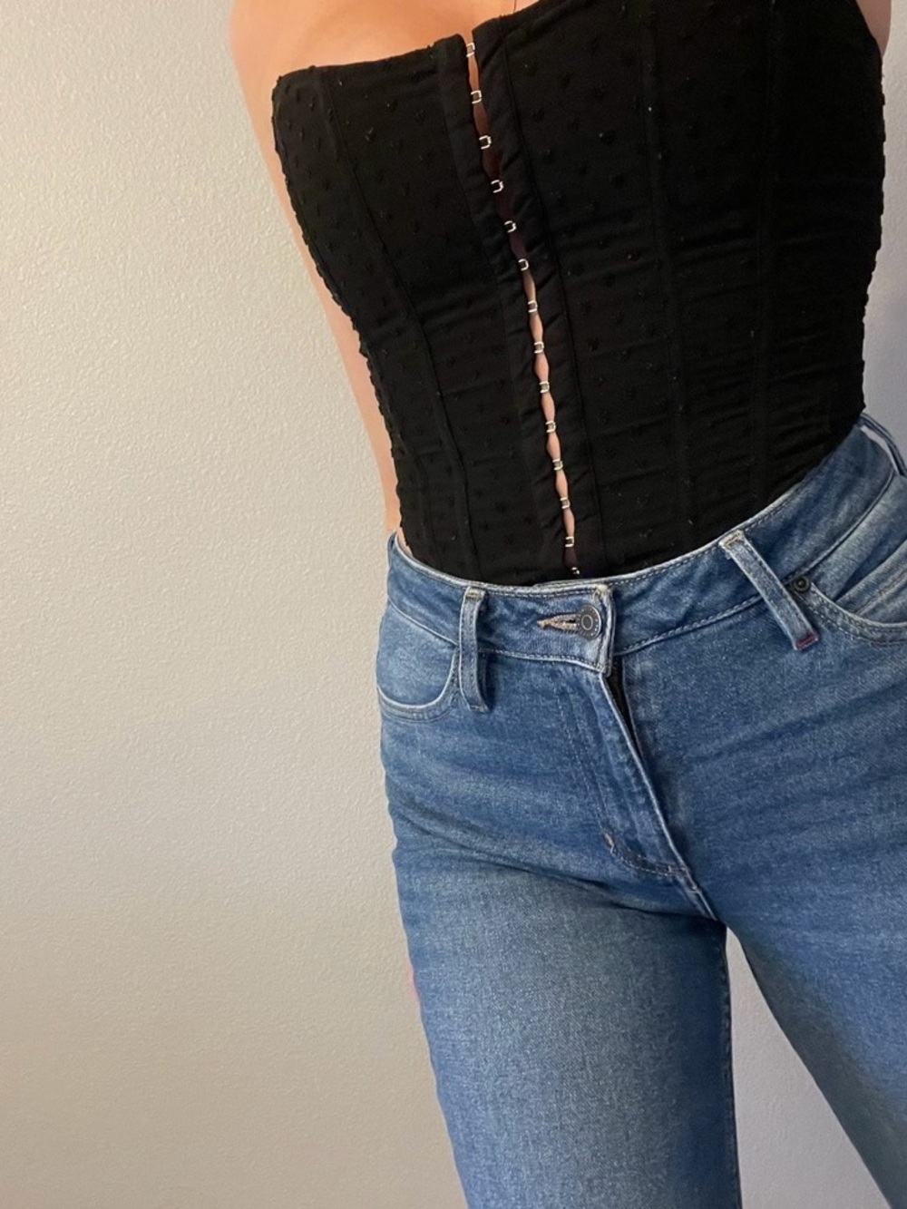 Kendall & Kylie High-Rise Medium Blue Slim Jeans